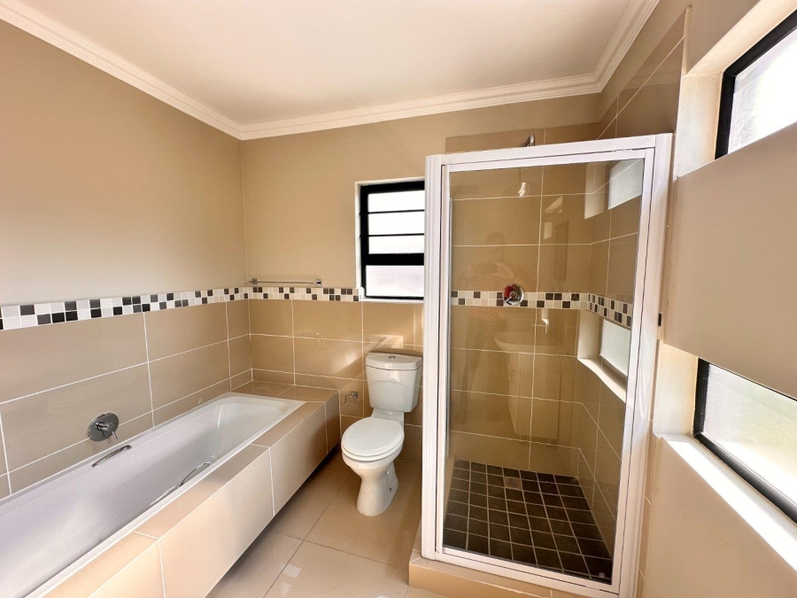 3 Bedroom Property for Sale in Abbotsford Eastern Cape